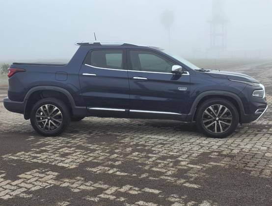 FIAT TORO 2.0 16V TURBO DIESEL RANCH 4WD AT9